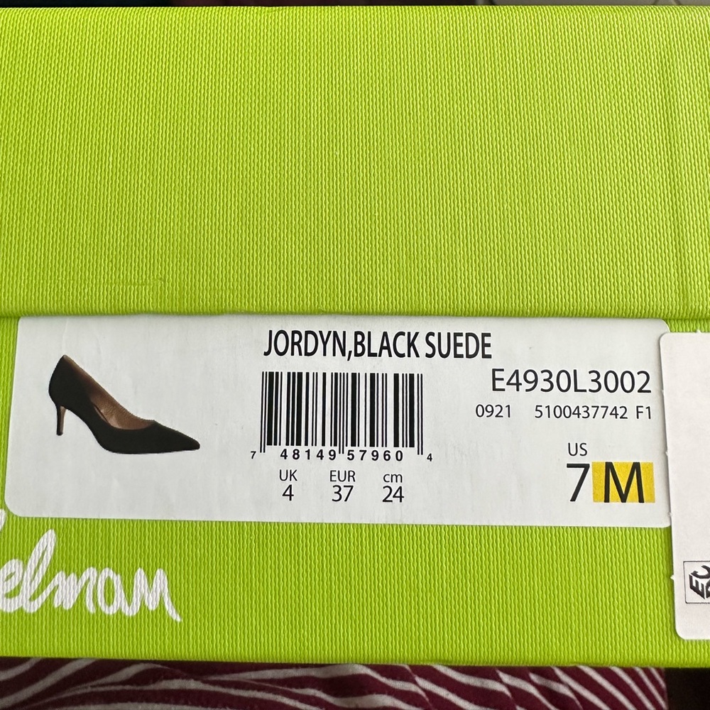 Sam Edelman black suede heel (US7) good condition
